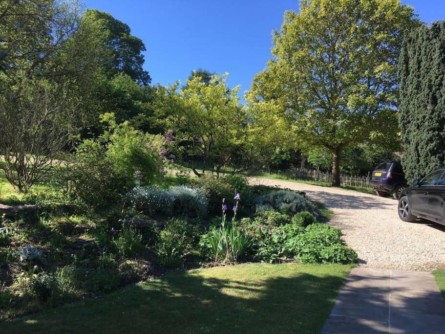 Masons Cottage, An Idyllic Retreat In An Area Of Outstanding Beauty, Close To Blenheim Palace, Oxford & The Cotswolds Stonesfield Zewnętrze zdjęcie